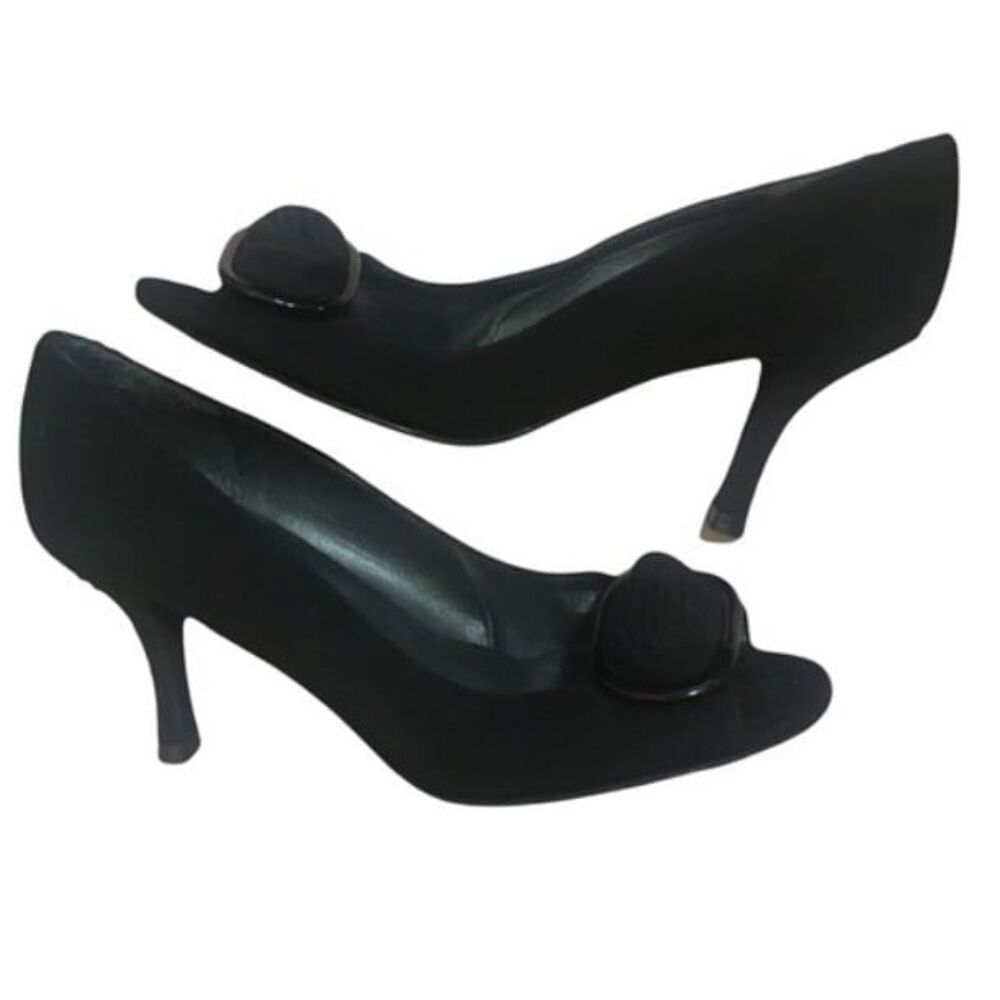 Stuart Weitzman Sz 7.5 Black Open toe Suede Leather Rosette shoes low heels